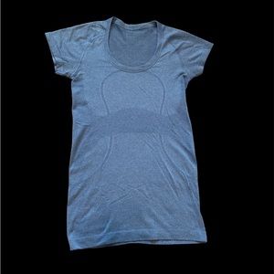Lululemon: Blue Athletic Tee